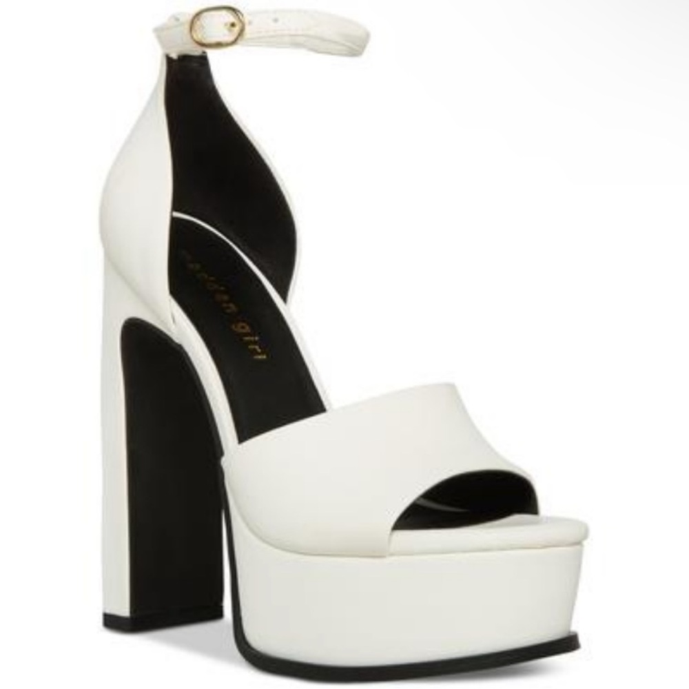 Bridal Madden Girl Babydoll Mega Platform bride
Dress Sandals